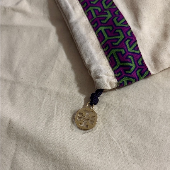 Tory Burch dust bag - Picture 4 of 4
